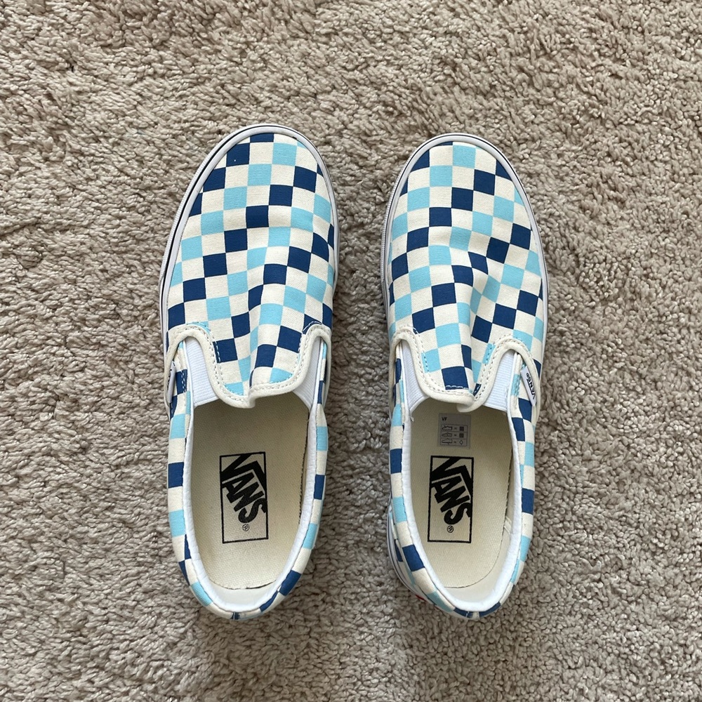 Lightly worn, great condition!